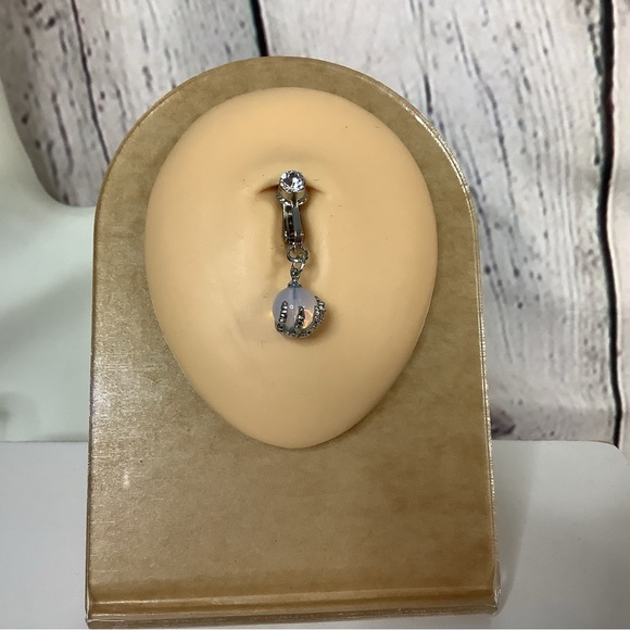 Clip-On Belly Button Ring - Picture 10 of 10